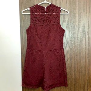 Garage maroon lace romper